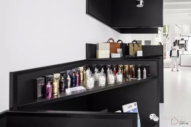 阿姆斯特丹Frame門店設(shè)計