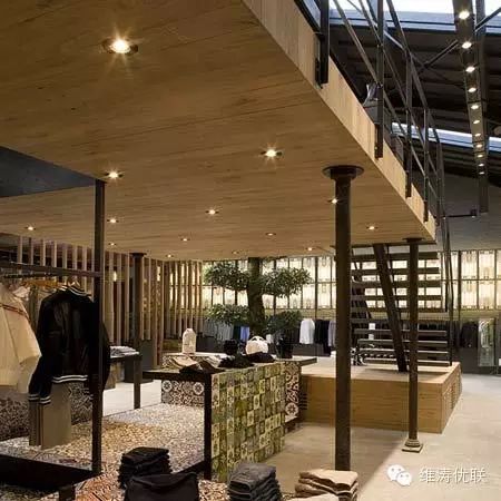 安特衛(wèi)普Hospital服裝店