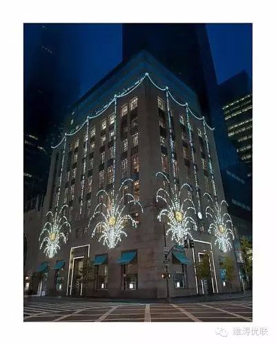 Tiffany &Co.（蒂芙尼）的圣誕櫥窗