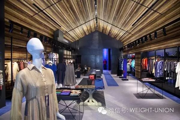 印度古爾岡高端時尚女裝店面設(shè)計