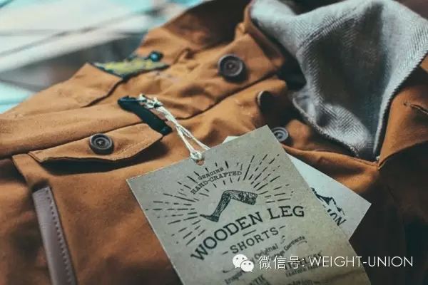 波蘭TRANSMISSION復古商店設計