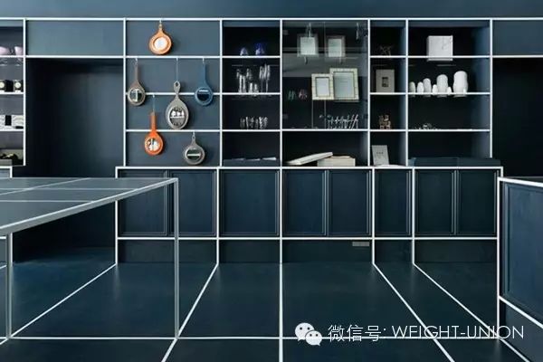 用方格構(gòu)筑的日式精品店空間