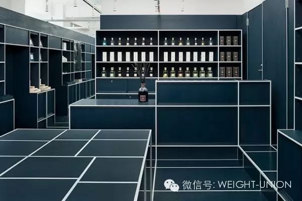 用方格構(gòu)筑的日式精品店空間